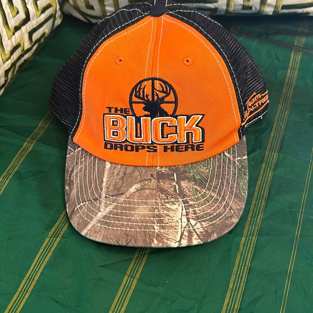 Real TREE The Buck Drops Here Hunting cap, baseball snap hat